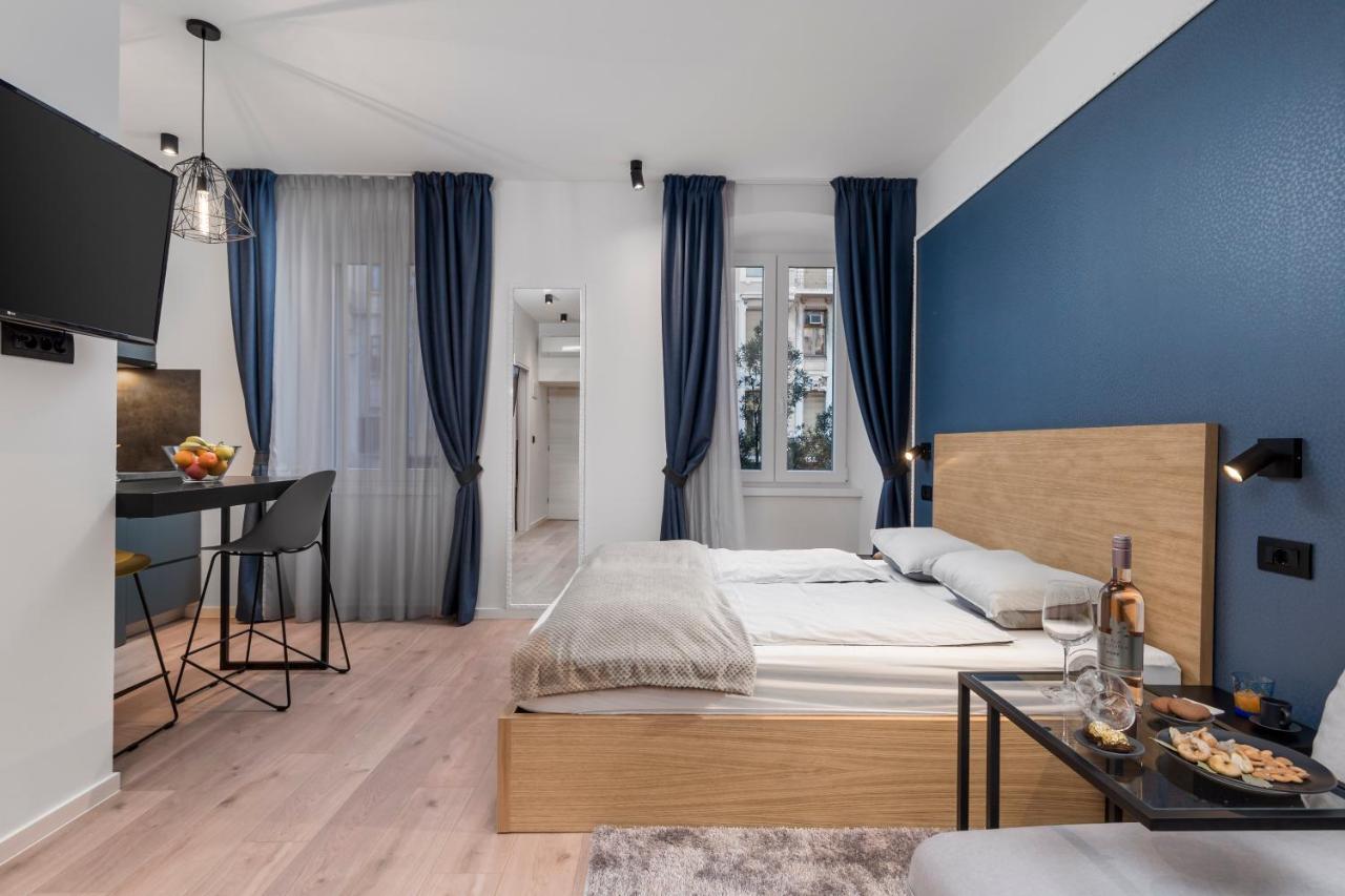 Deluxe Apartments "In The Center" ริเยกา ภายนอก รูปภาพ