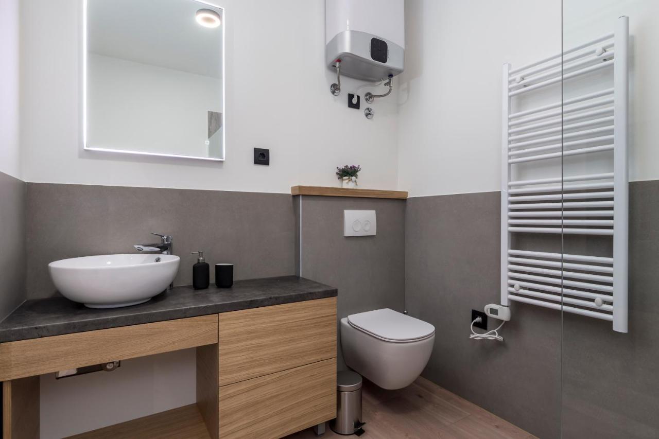 Deluxe Apartments "In The Center" ริเยกา ภายนอก รูปภาพ